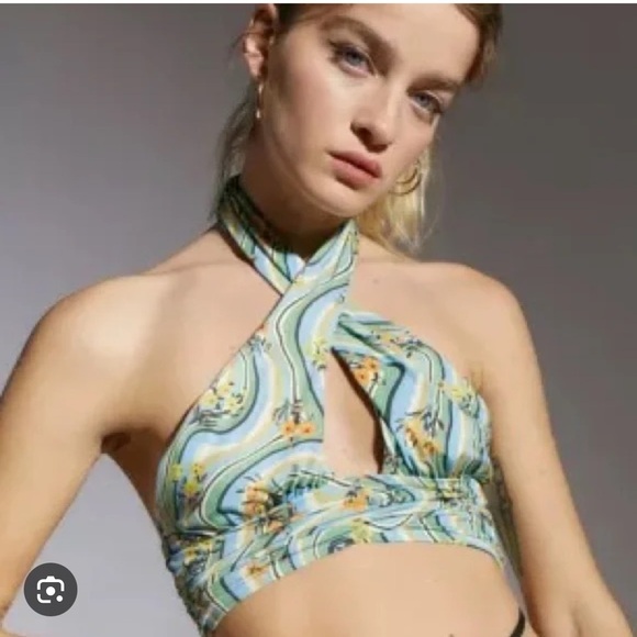 Urban Outfitters halter crop top. Size small. - Picture 1 of 5